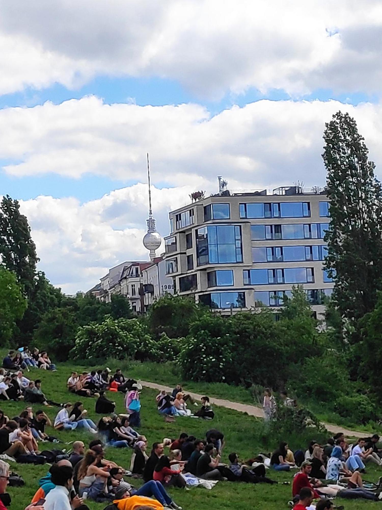 Mini-apartment Ruhig Und Verkehrsguenstig In * Berlin