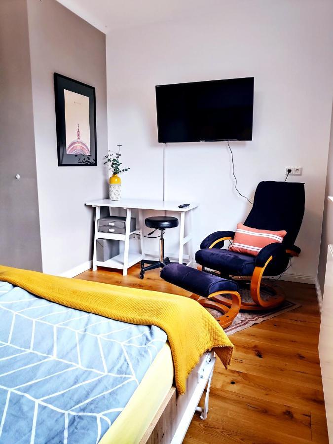 Apartment Mini-apartment Ruhig Und Verkehrsgünstig In